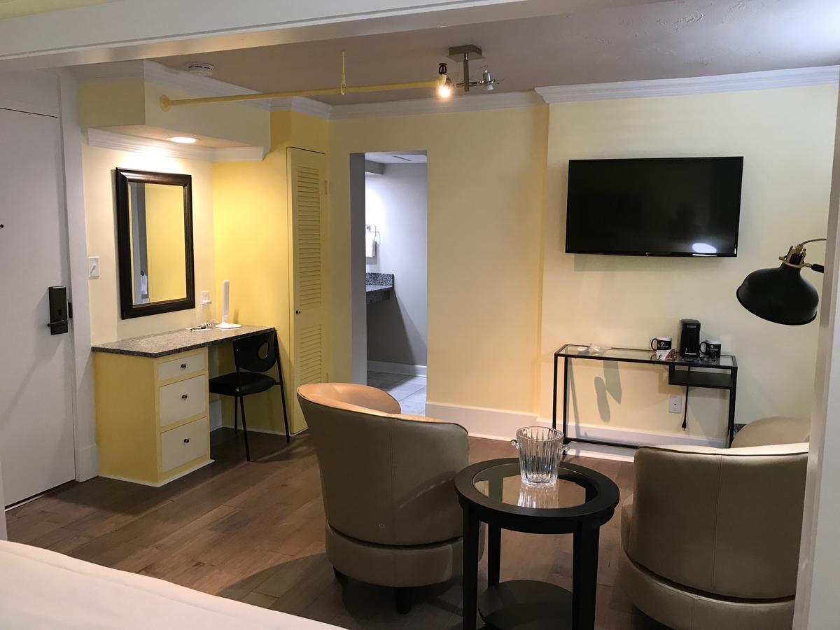 The Sherman Inn Batesville Екстер'єр фото