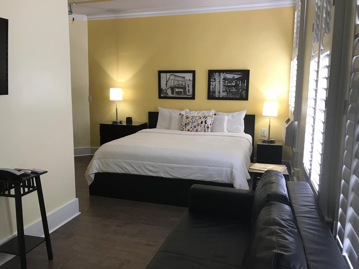 The Sherman Inn Batesville Екстер'єр фото